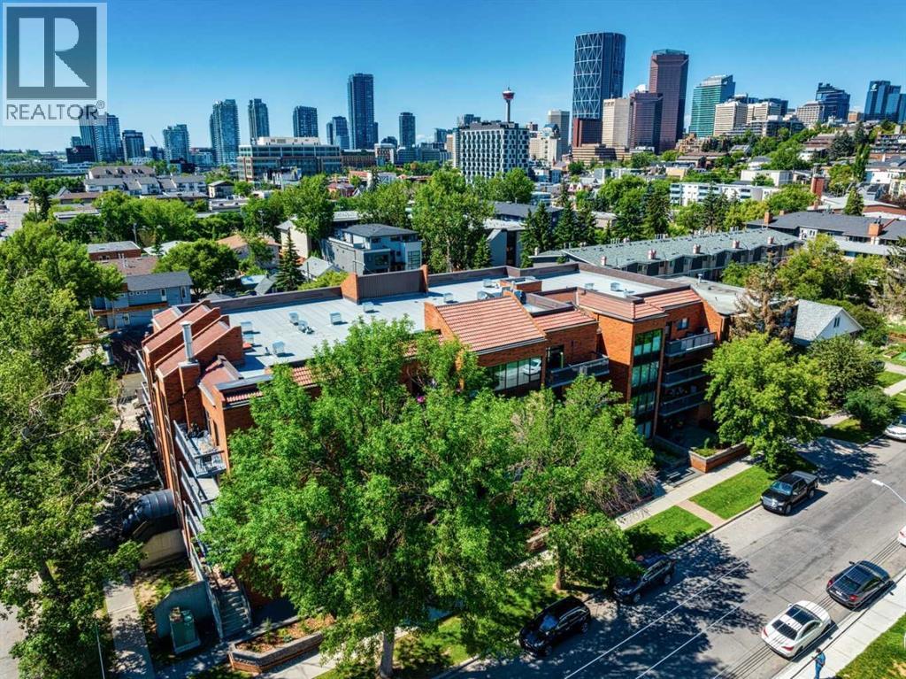 Single Family House for Sale in    Avenue NE Bridgeland/Riverside Calgary 