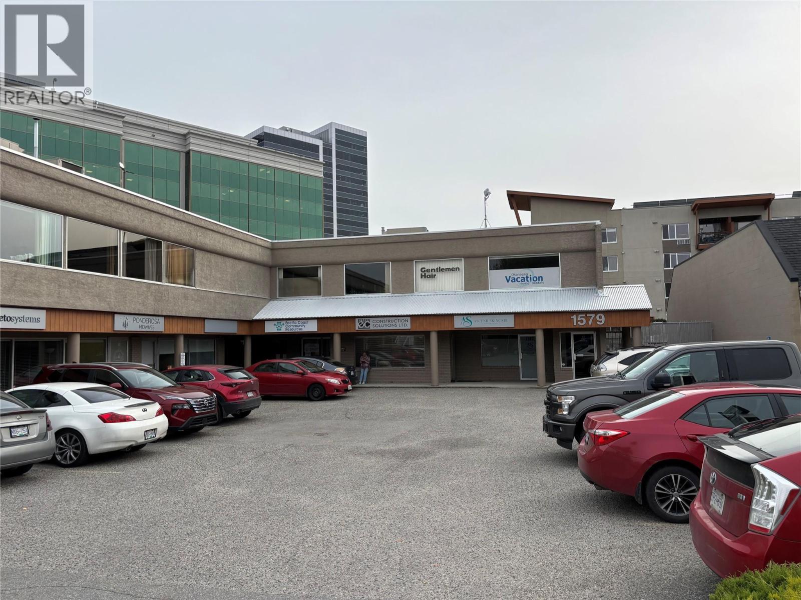 202 1579 Sutherland Avenue, Kelowna