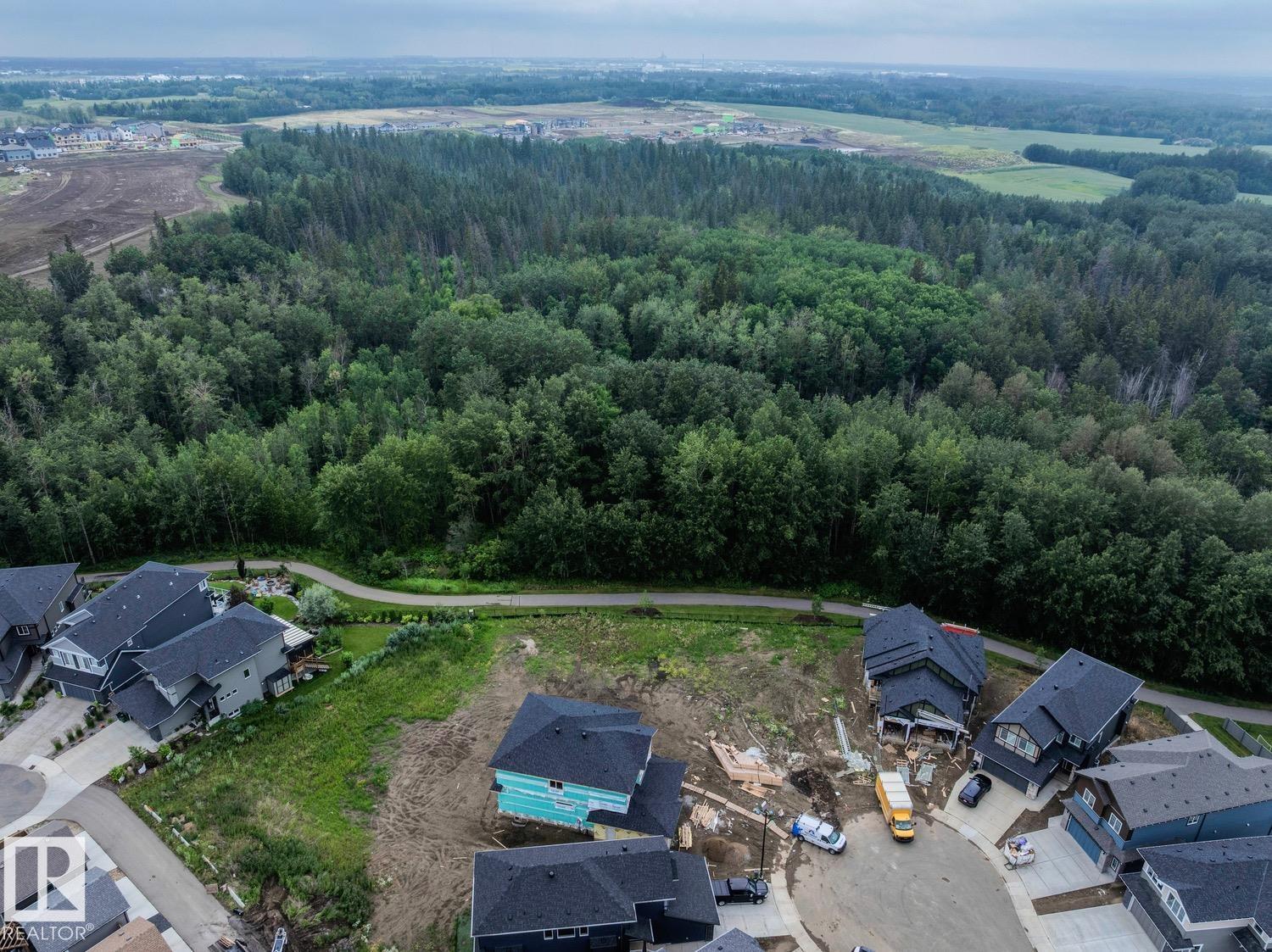 1127 GYRFALCON CR NW, Edmonton