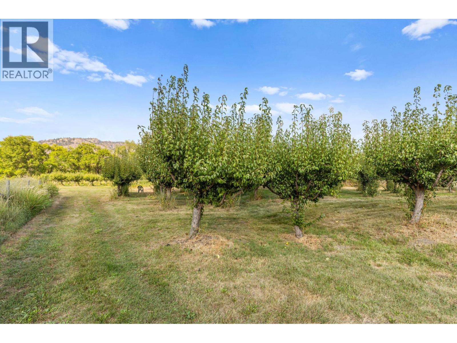  294 ROAD 18 Road, Oliver