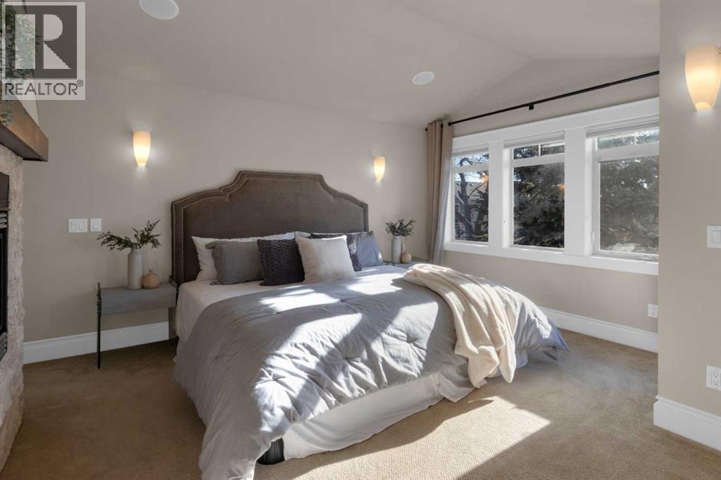 Single Family House for Sale in   Avenue SW Altadore Calgary 