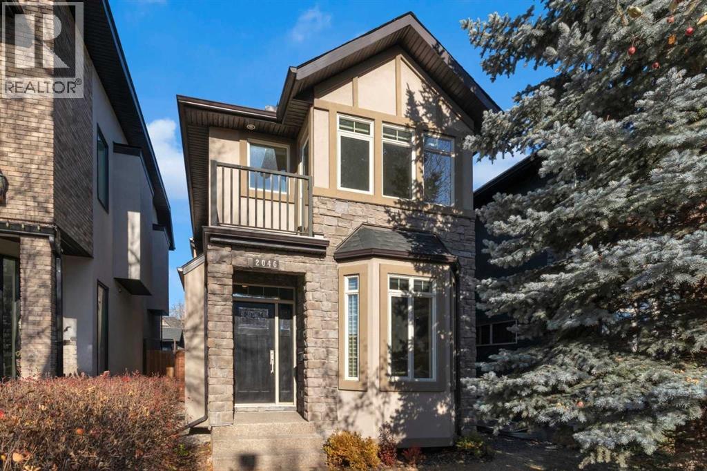 2046 49 Avenue SW, Calgary, Alberta