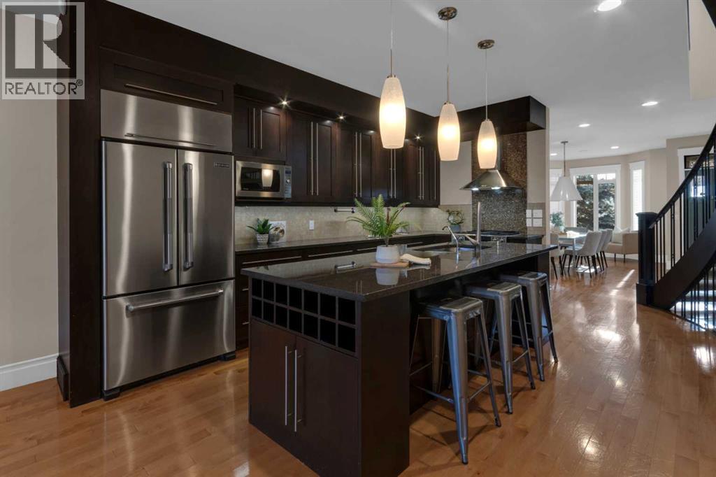 Single Family House for Sale in   Avenue SW Altadore Calgary 