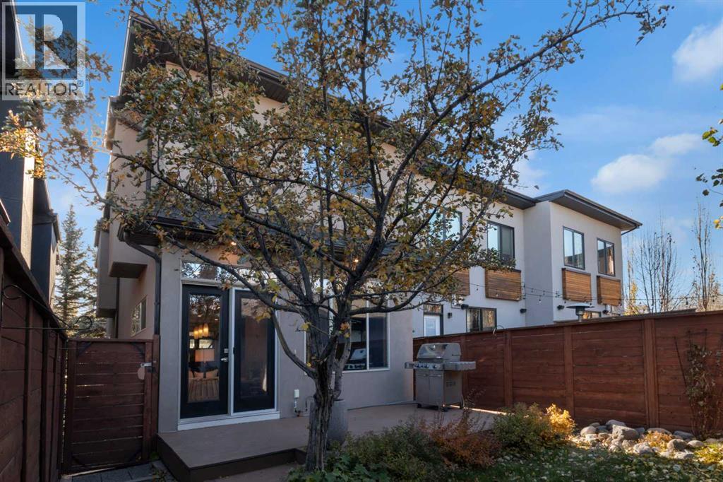 Single Family House for Sale in   Avenue SW Altadore Calgary 