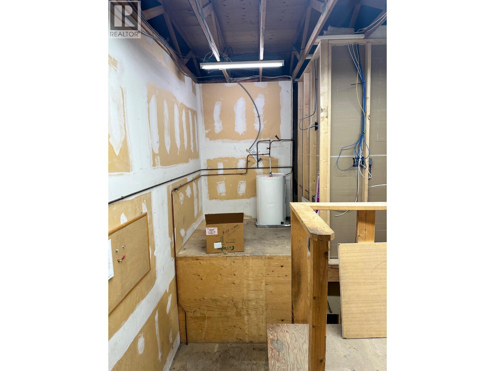 A or B 2805 44 Avenue, Vernon