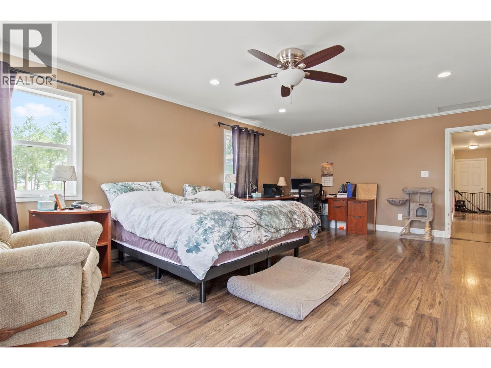 199 Old Black Mine Road, Princeton