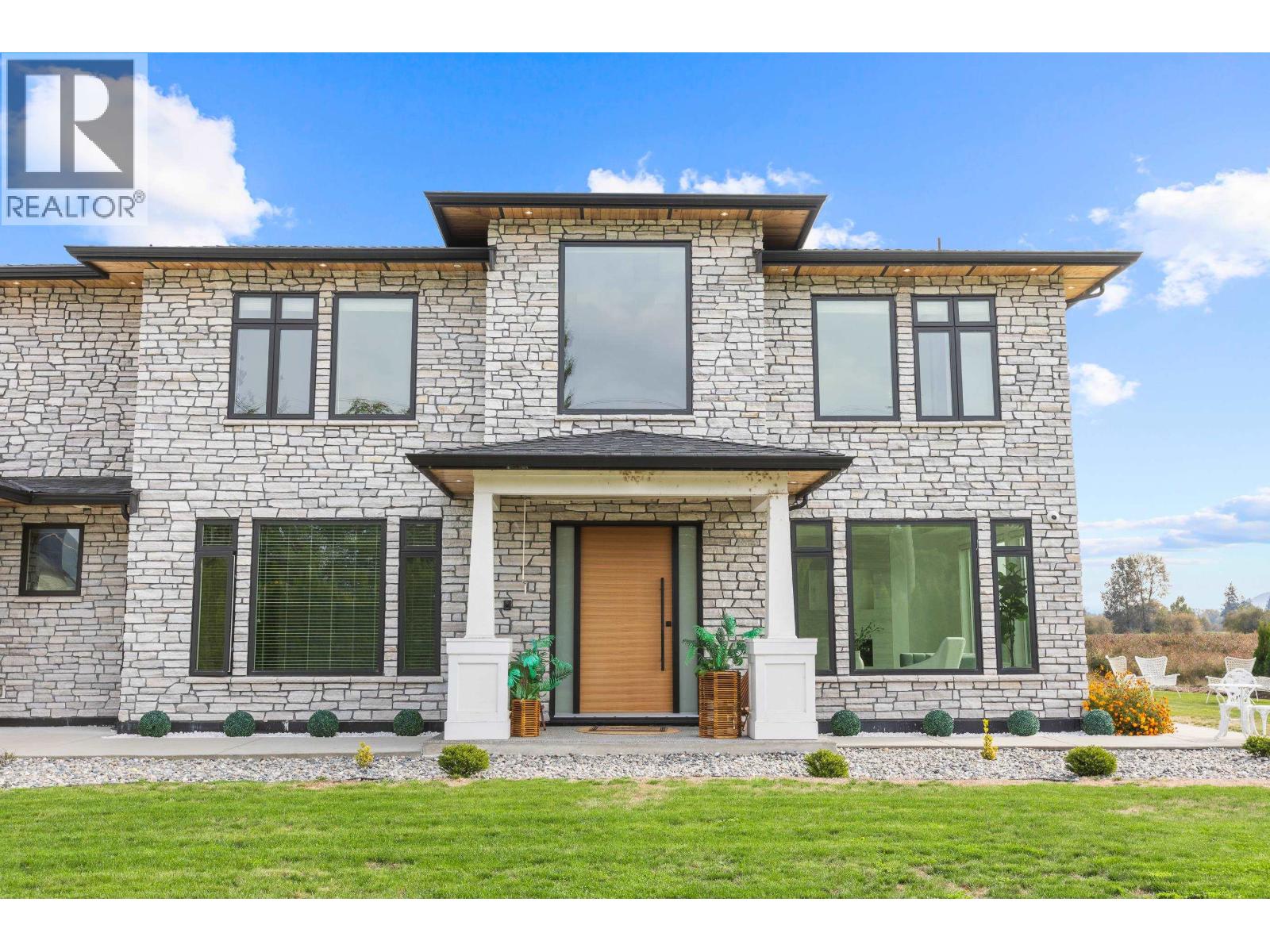 13540 NEAVES ROAD, Maple Ridge