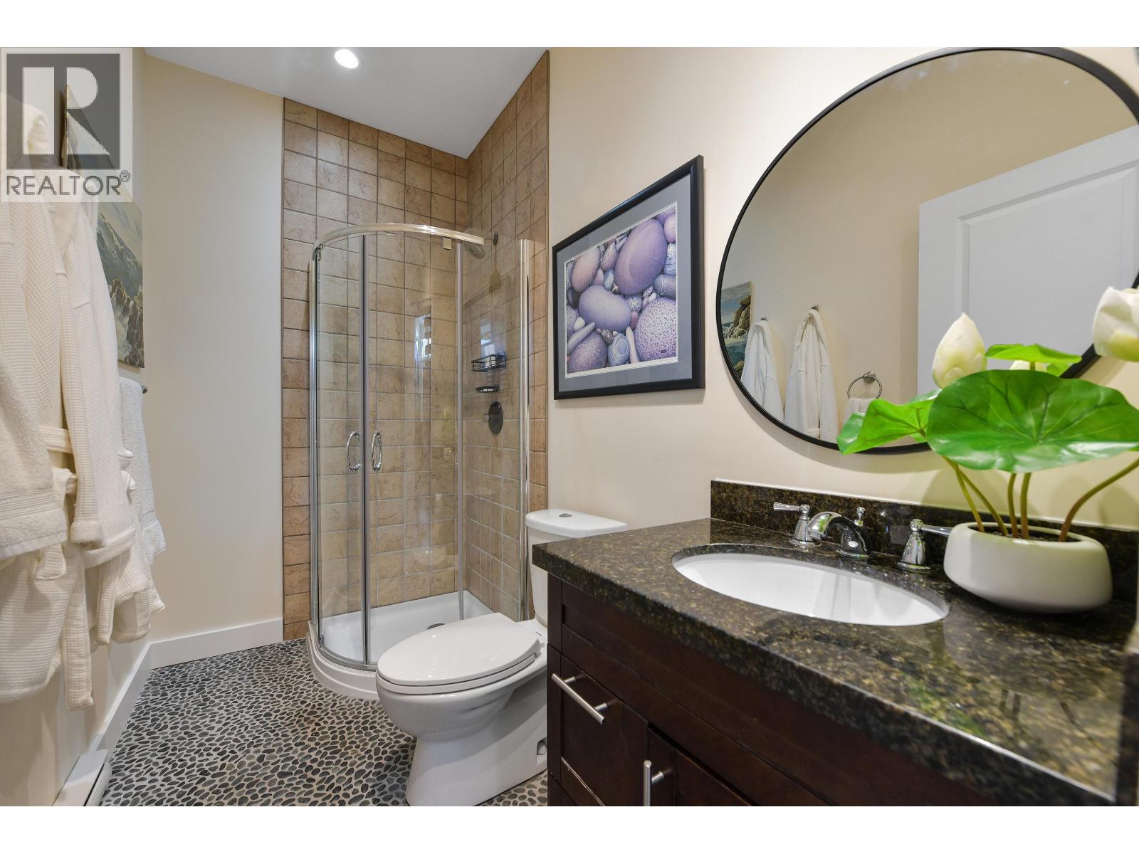 356 EAST WEST ROAD, Mayne Island