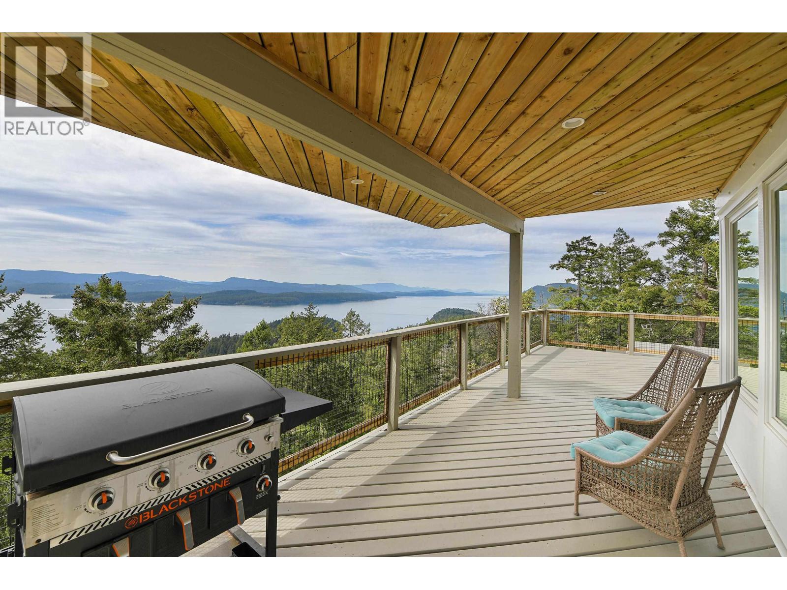 356 EAST WEST ROAD, Mayne Island