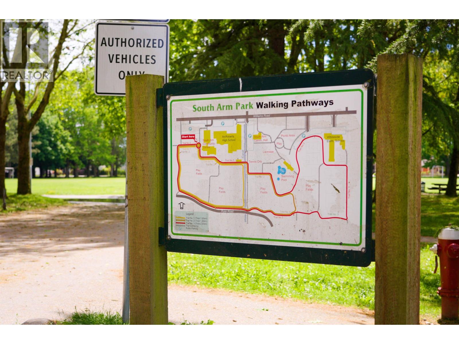 9551 RYAN Crescent, Richmond