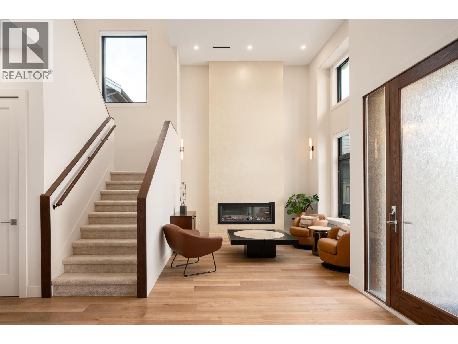 9551 RYAN Crescent, Richmond