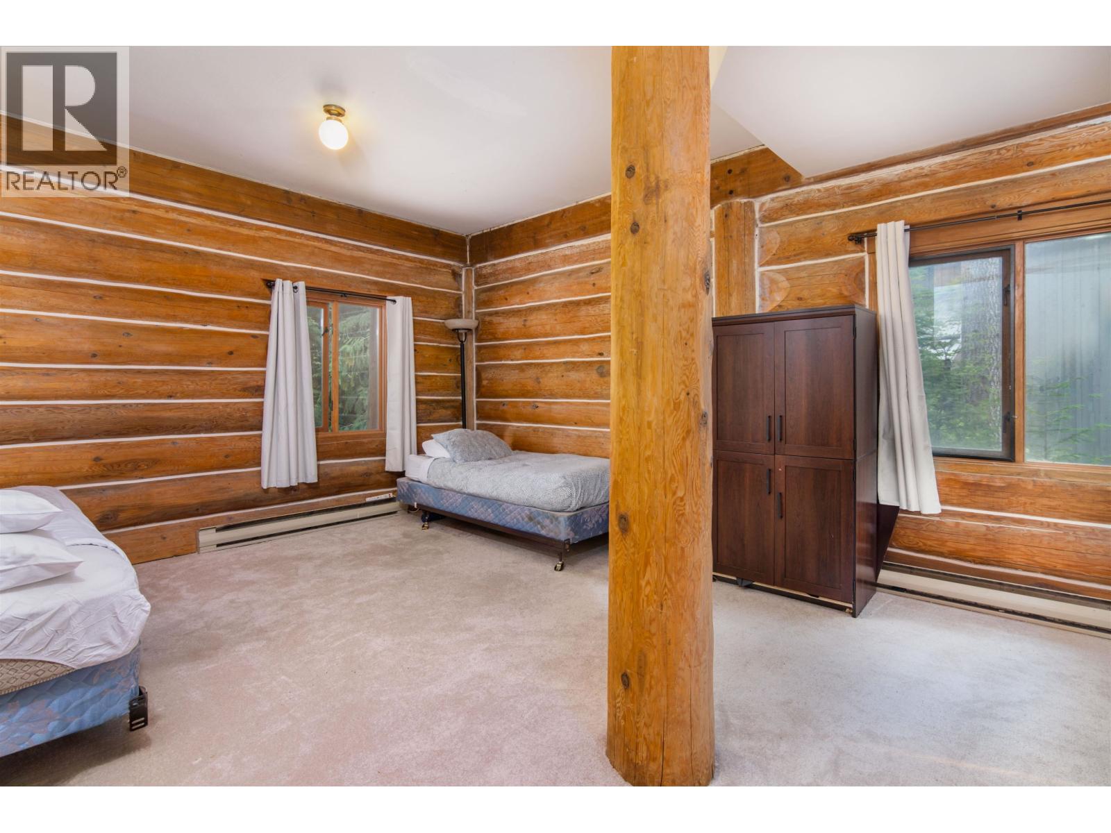 6252 BISHOP WAY, Whistler