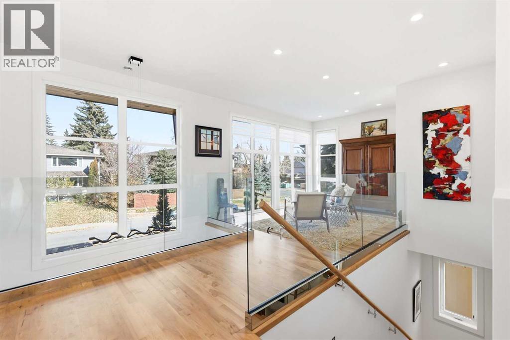 Single Family House for Sale in   Avenue SW Elboya Calgary 