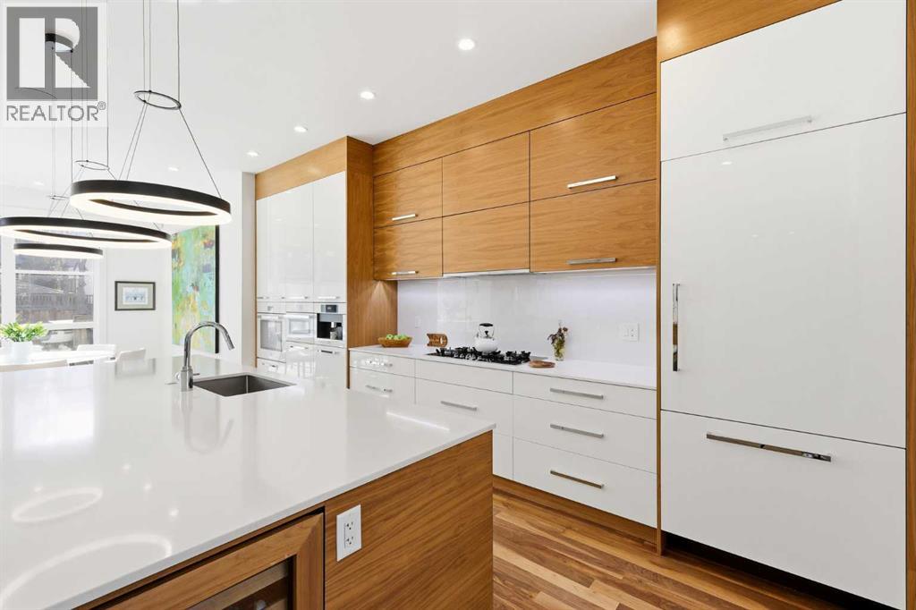 Single Family House for Sale in   Avenue SW Elboya Calgary 