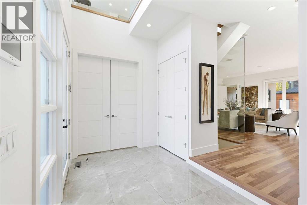 Single Family House for Sale in   Avenue SW Elboya Calgary 