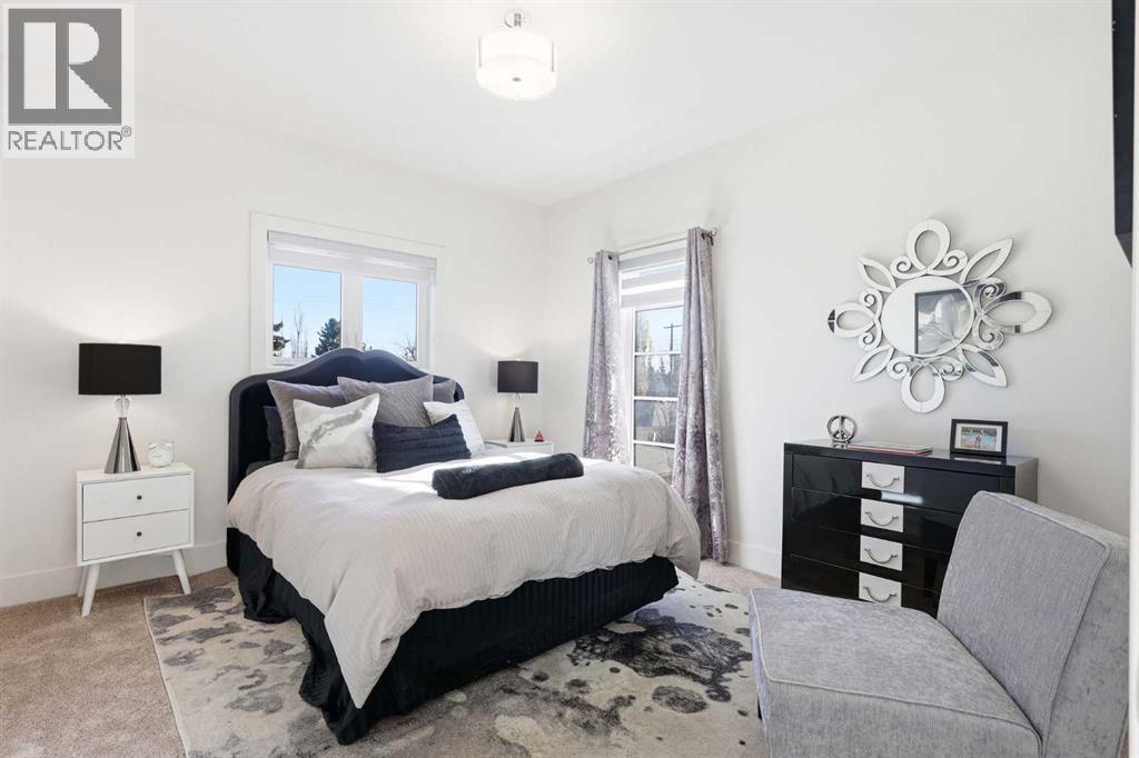 Single Family House for Sale in   Avenue SW Elboya Calgary 