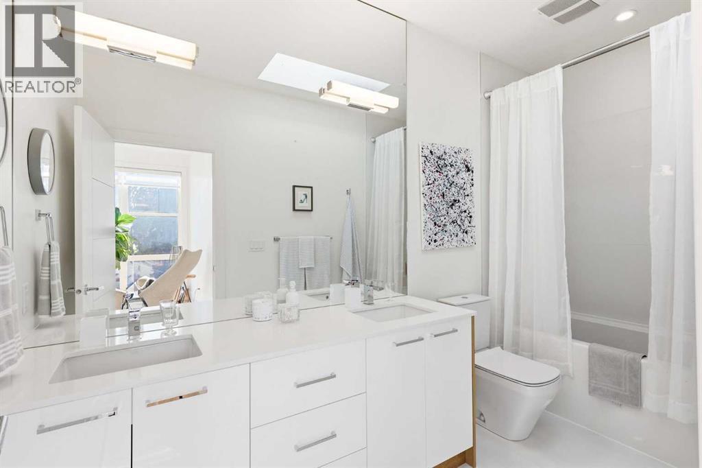 Single Family House for Sale in   Avenue SW Elboya Calgary 