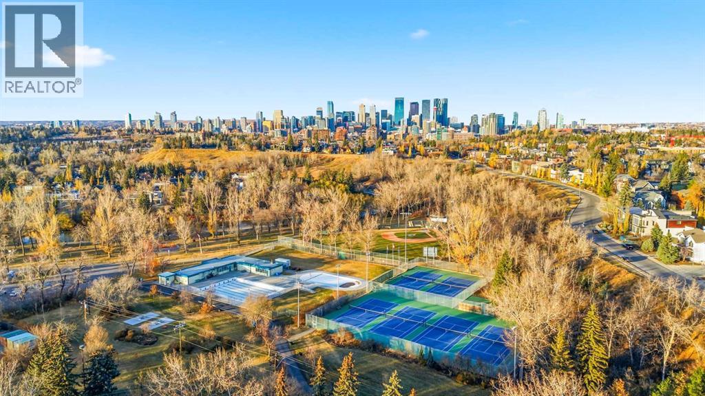 Single Family House for Sale in   Avenue SW Elboya Calgary 