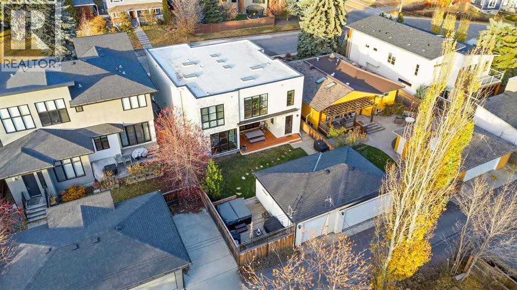 Single Family House for Sale in   Avenue SW Elboya Calgary 