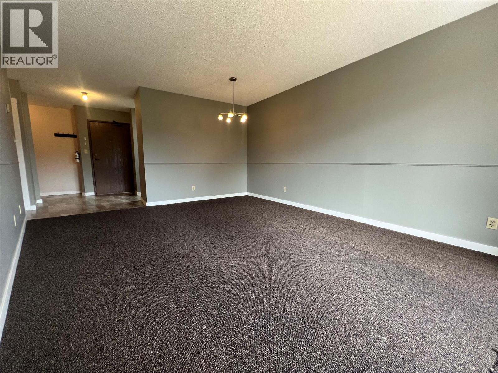 210 3901 32 Avenue, Vernon