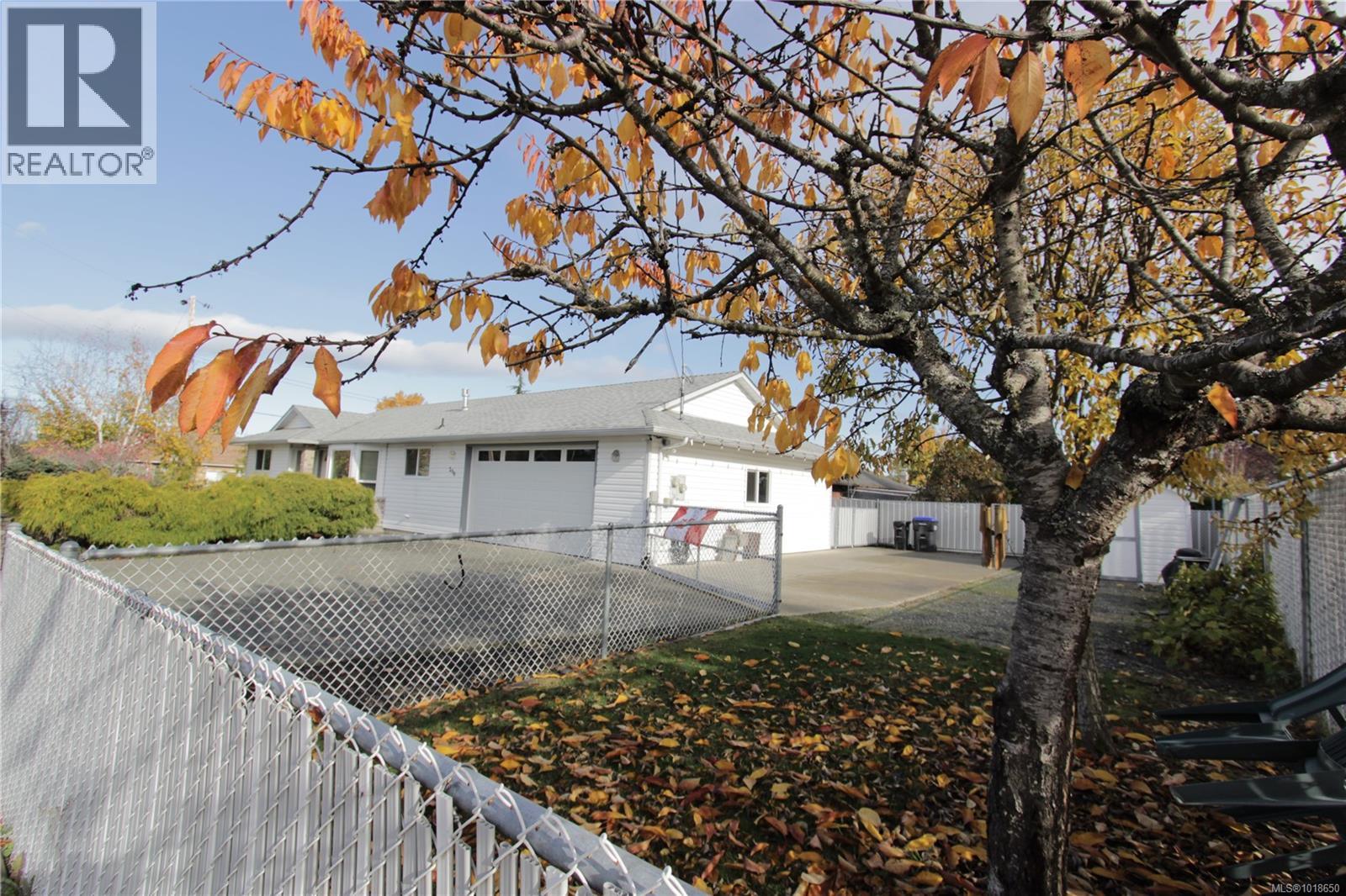 290 Renz Rd, Parksville