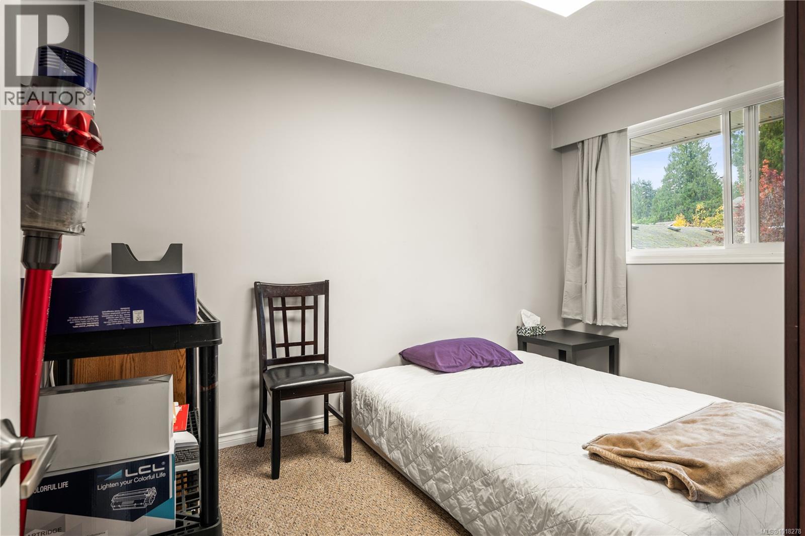 6081 PARKWAY DR - 23