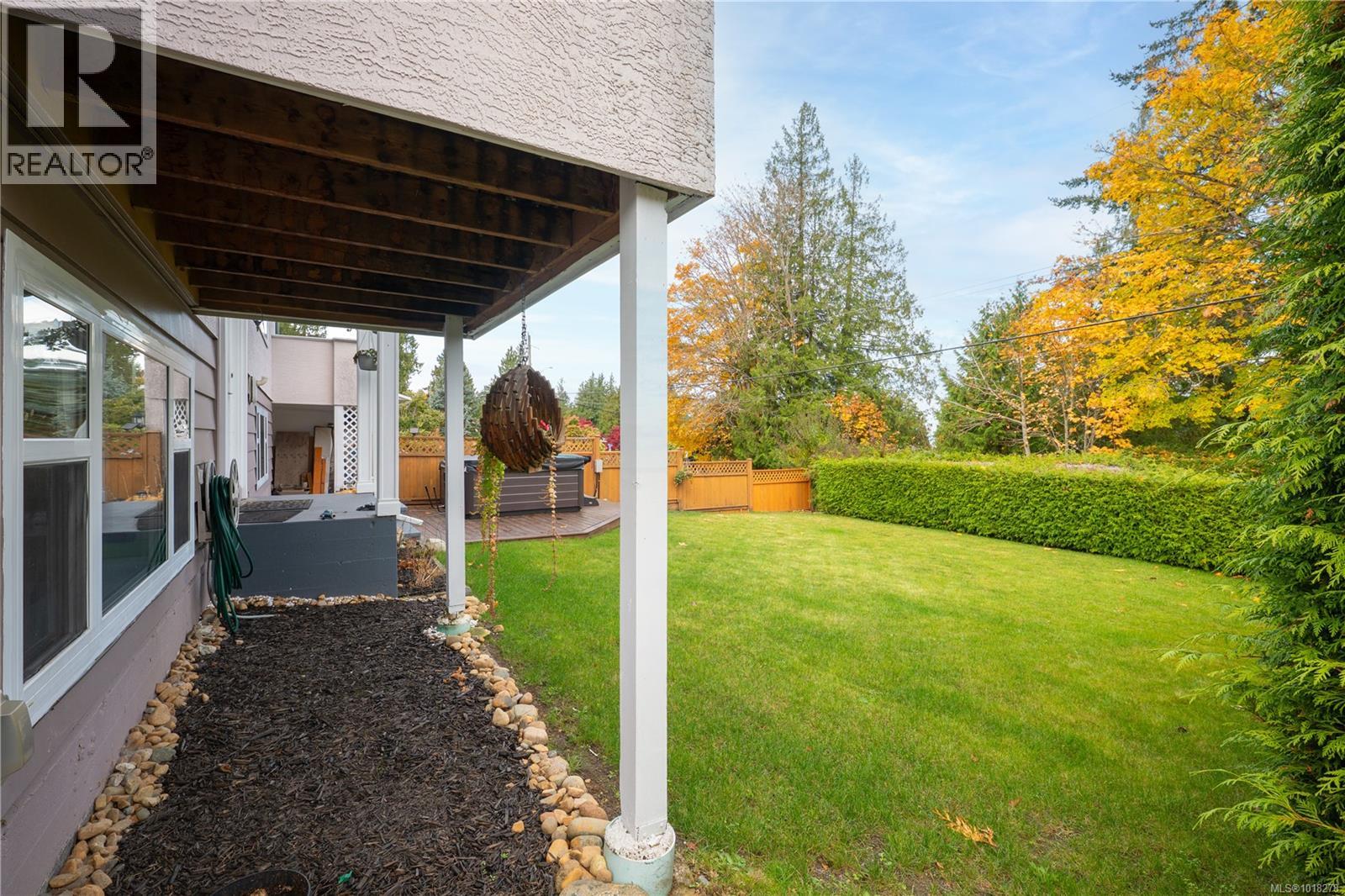 6081 PARKWAY DR - 43