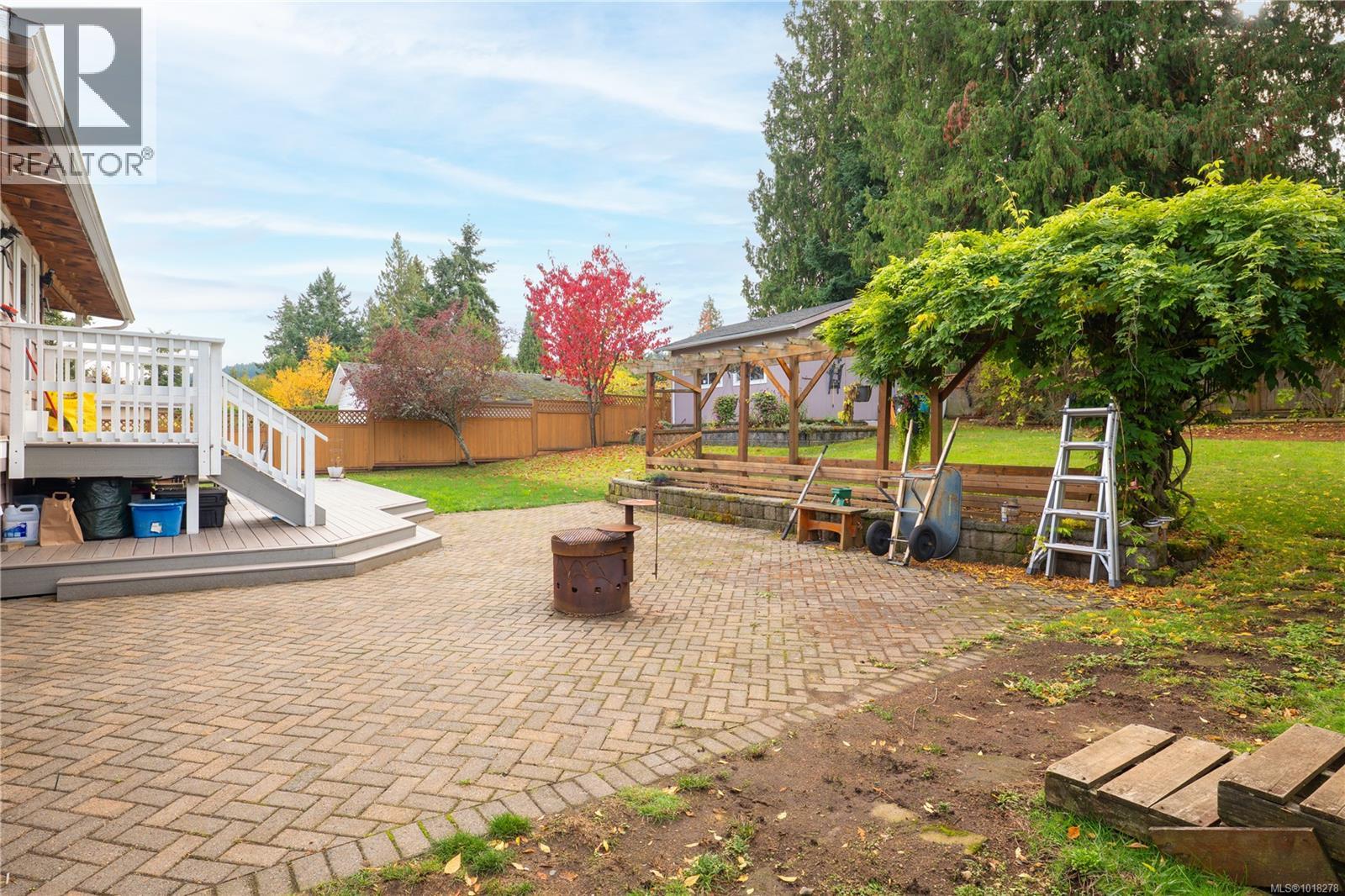 6081 PARKWAY DR - 50