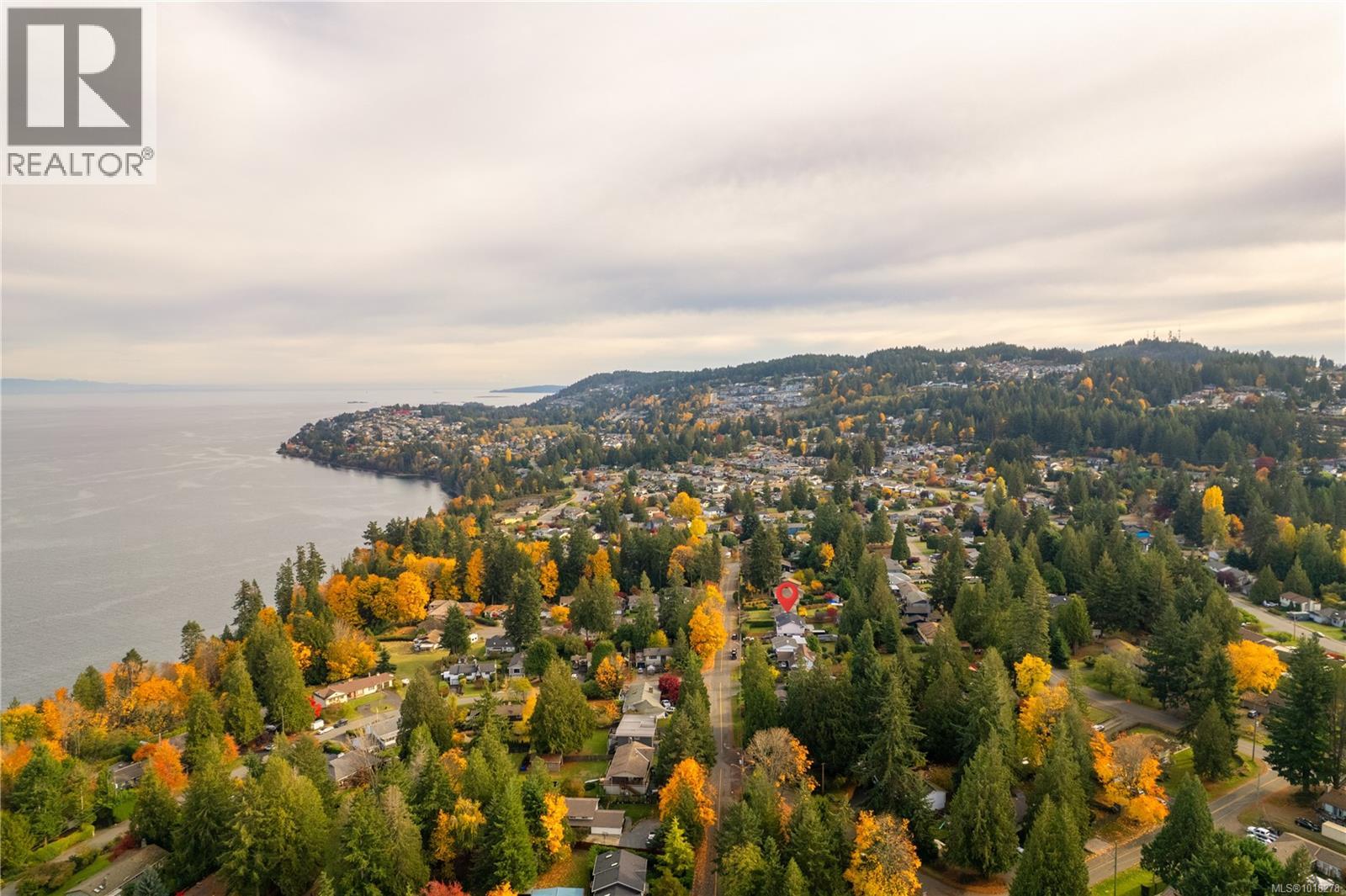 6081 PARKWAY DR - 52