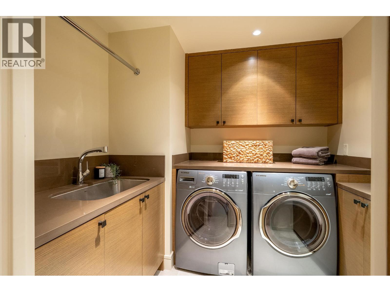 2963 HIGH POINT DRIVE, Whistler