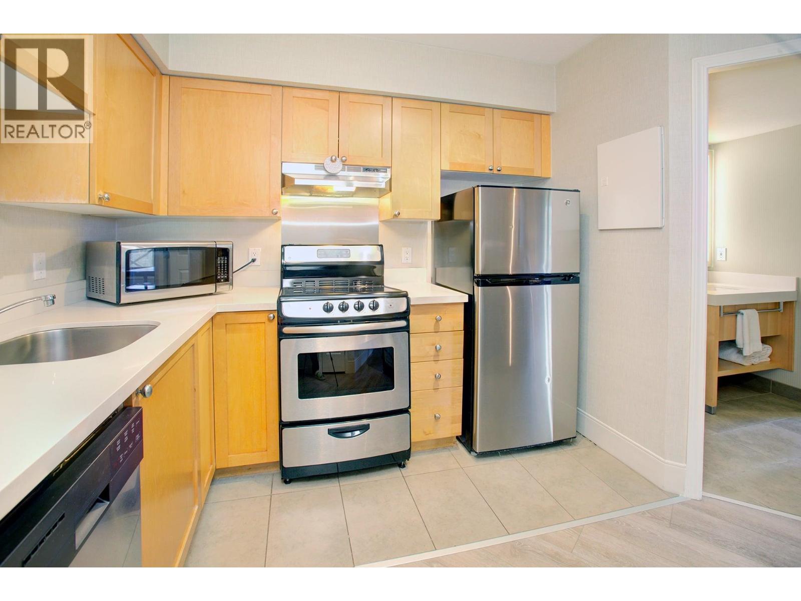 2424 4308 MAIN STREET, Whistler