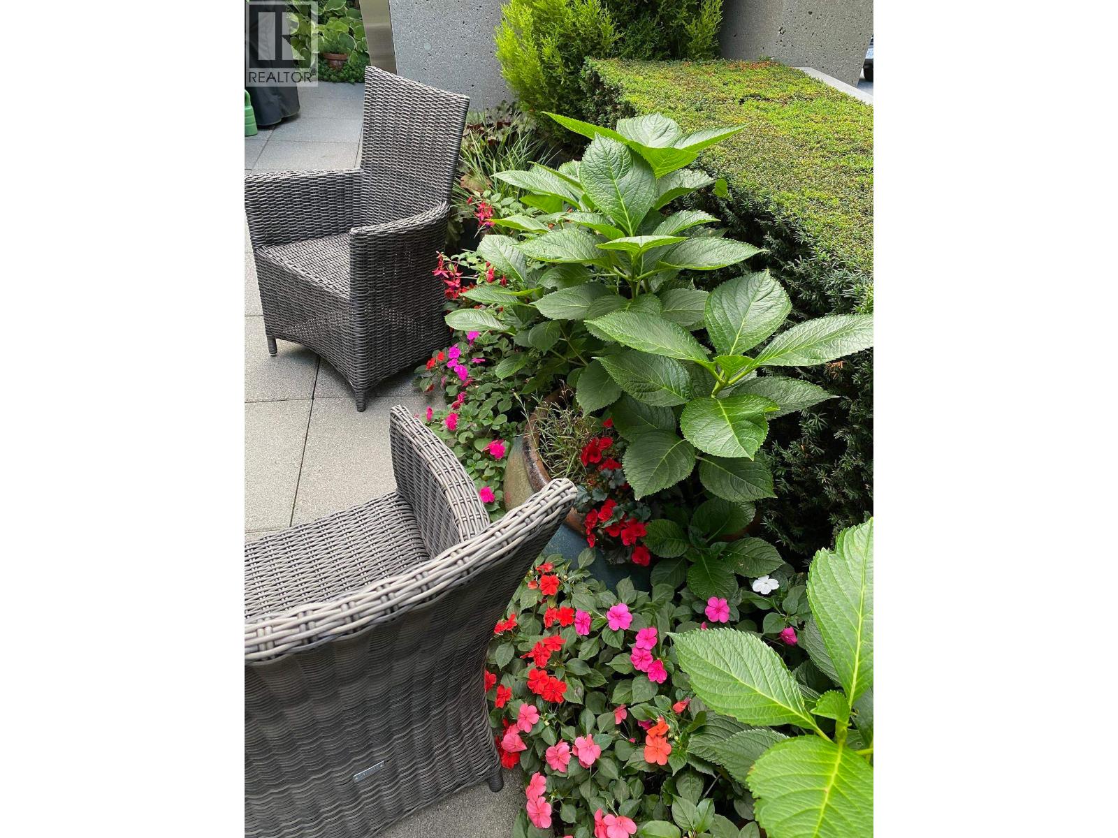 410 BEACH CRESCENT, Vancouver