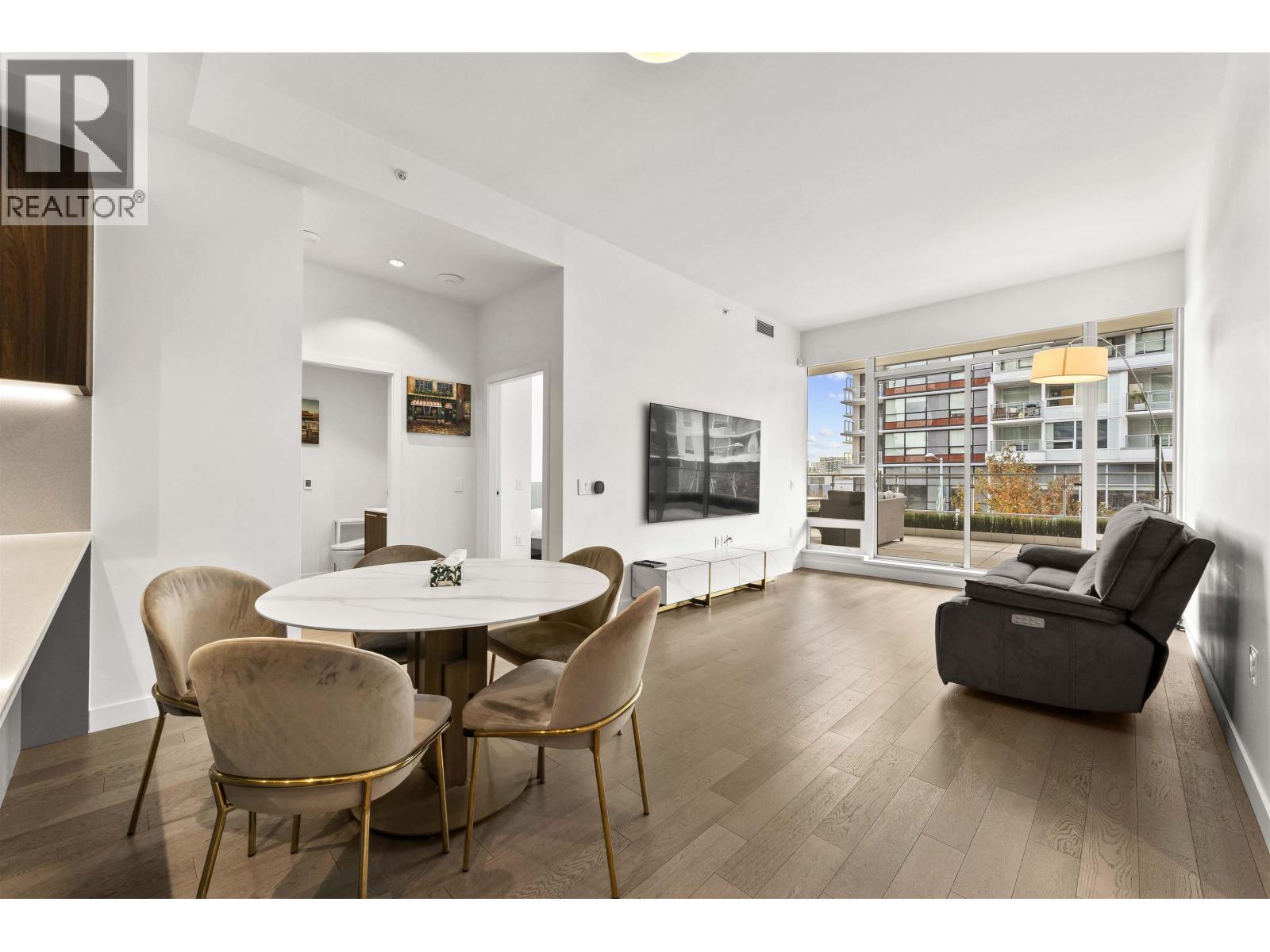 #203-6699 RIVER Road, Richmond