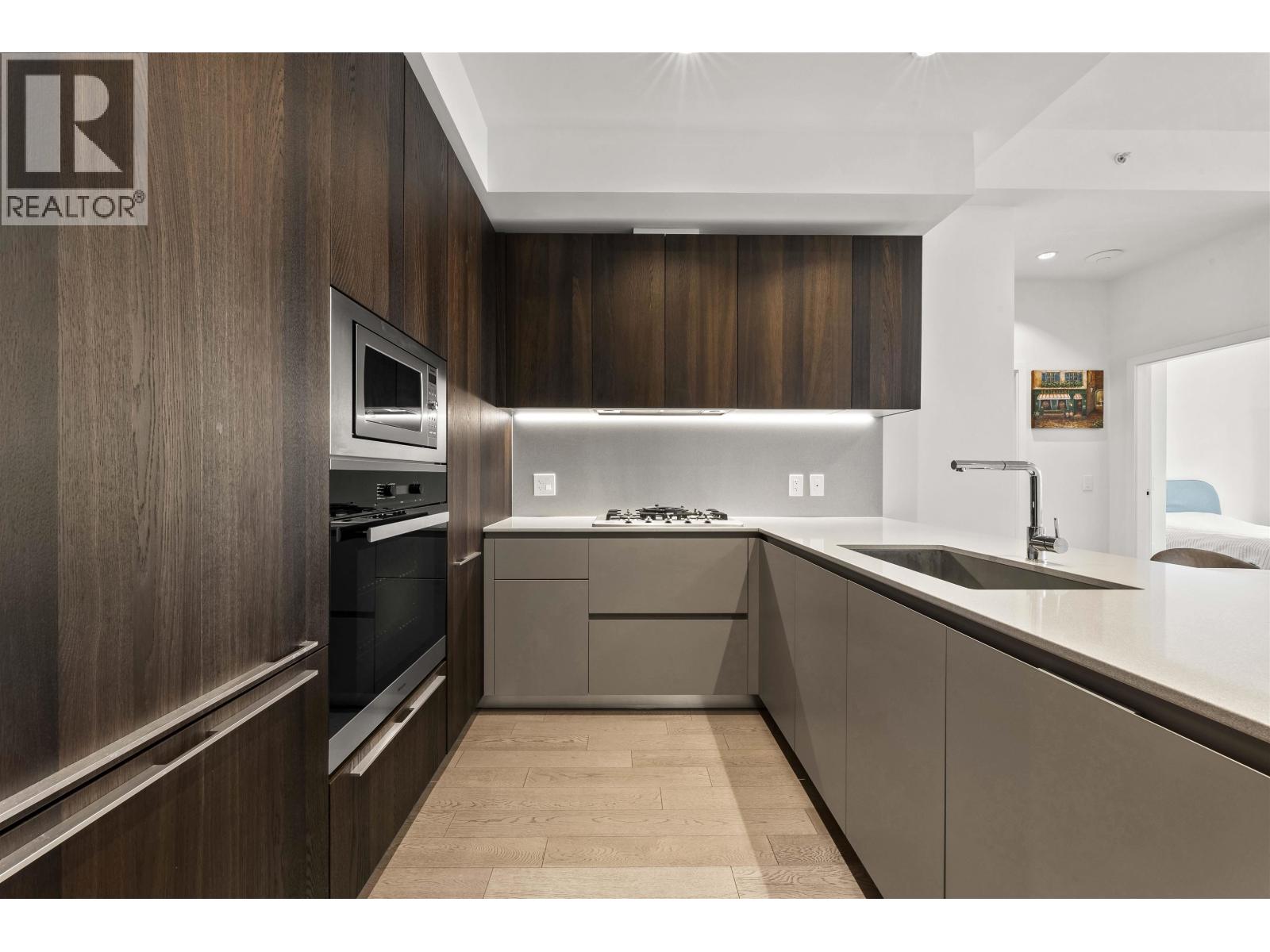 #203-6699 RIVER Road, Richmond