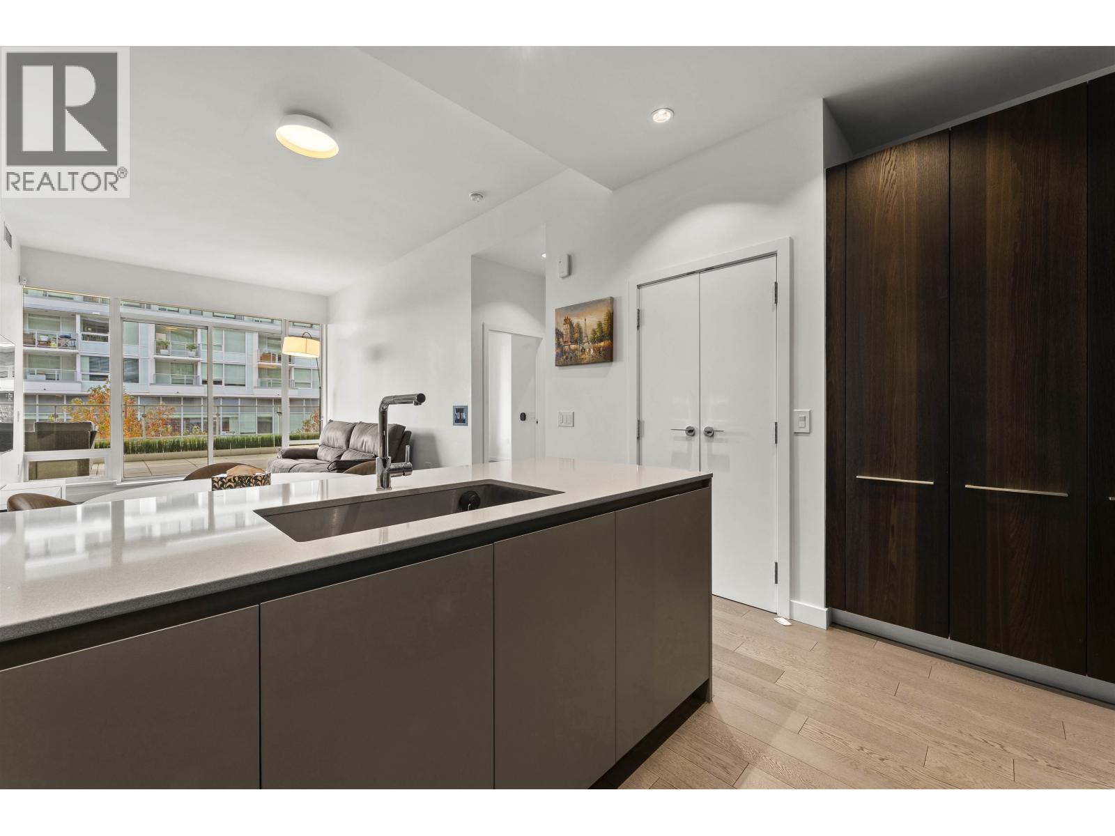 #203-6699 RIVER Road, Richmond