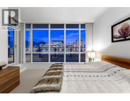 Ph3 162 Victory Ship Way, North Vancouver, BC V7L0B4 Photo 13