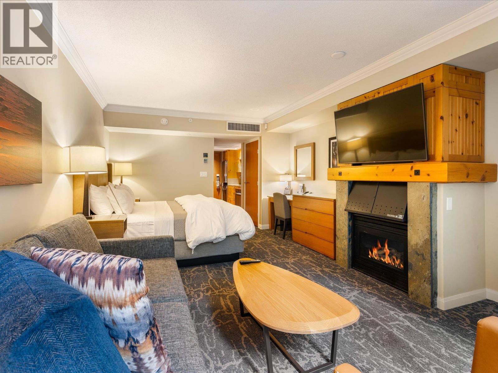 874 4090 WHISTLER WAY, Whistler