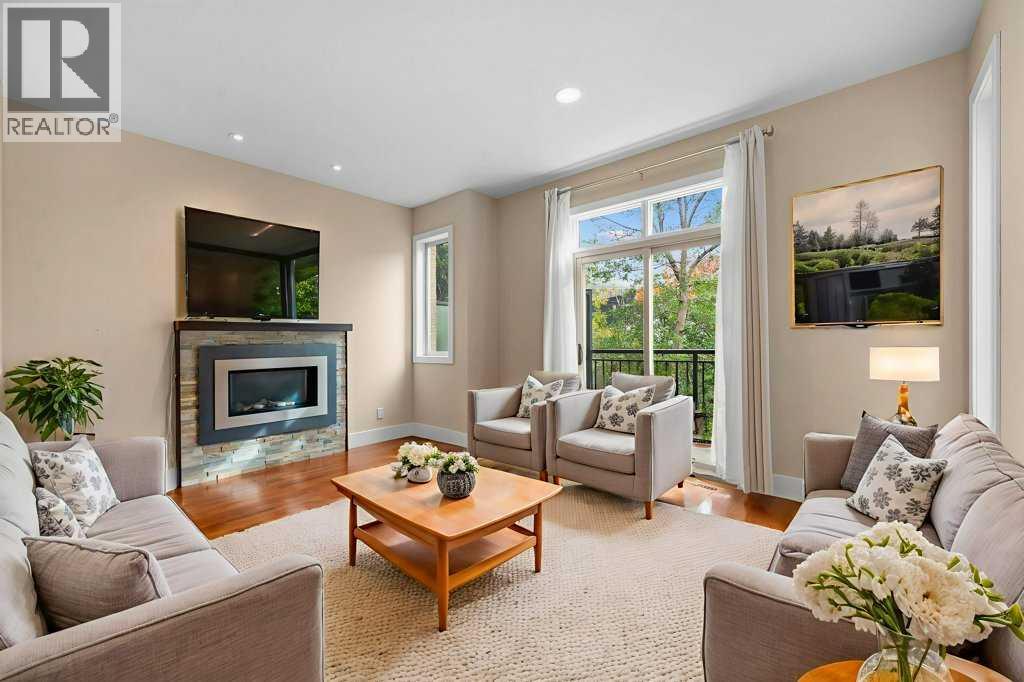 Single Family House for Sale in  B Street SW Bankview Calgary 