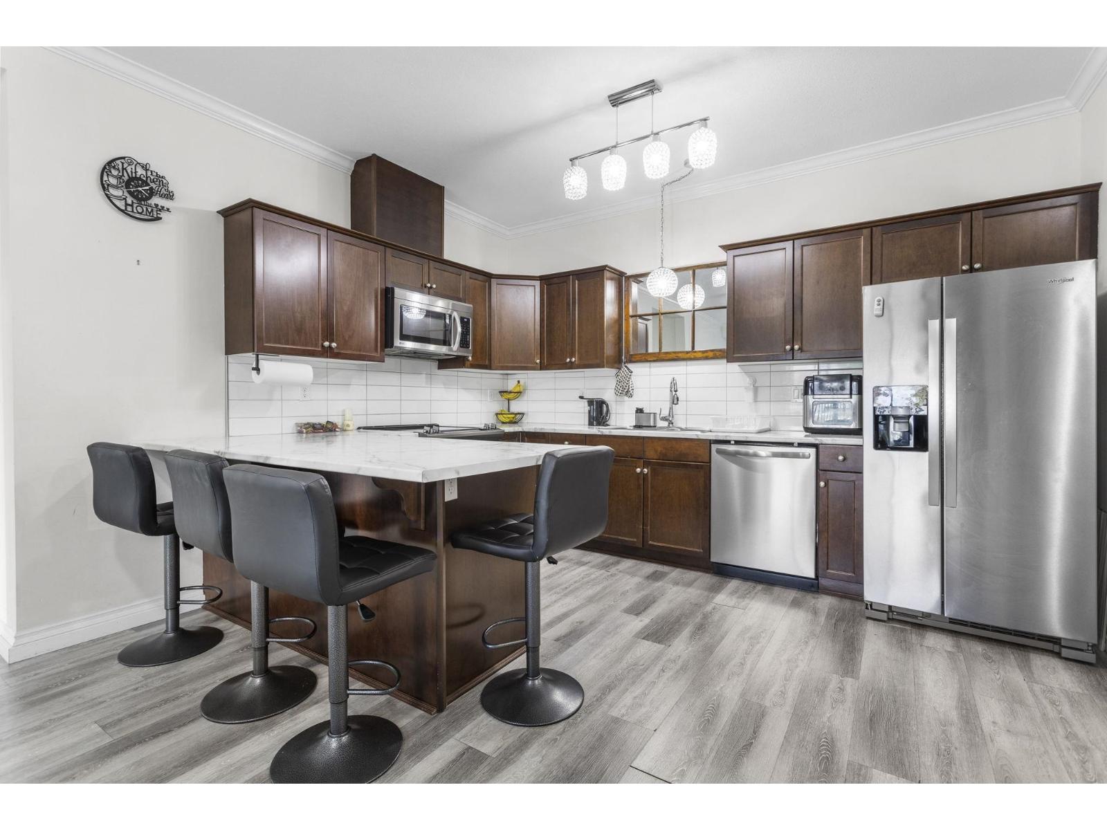 110 46053 CHILLIWACK CENTRAL ROAD, Chilliwack Proper South, Chilliwack