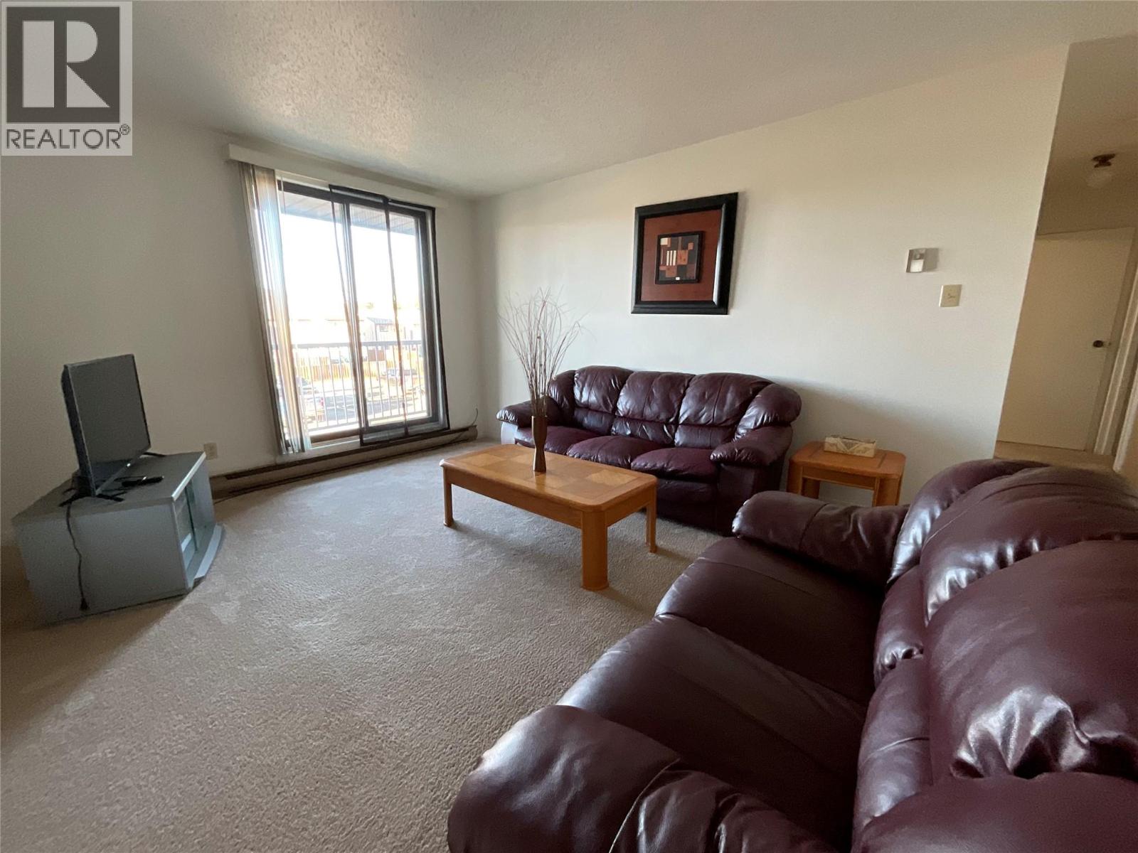 212 Spieker Avenue Unit# 202, Tumbler Ridge
