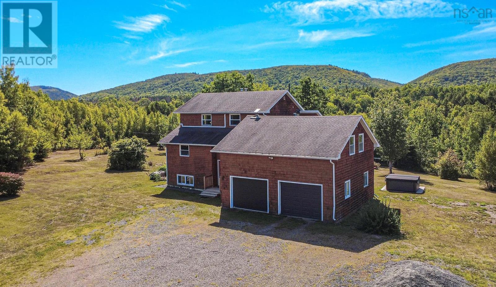 Property 2 of 51 of 420 Highway 246