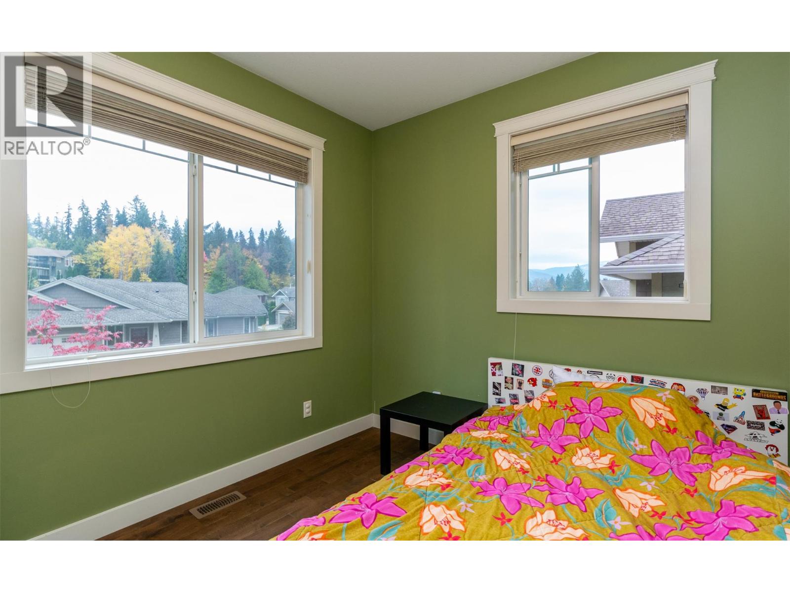 36 1581 20 Street Northeast, Salmon Arm