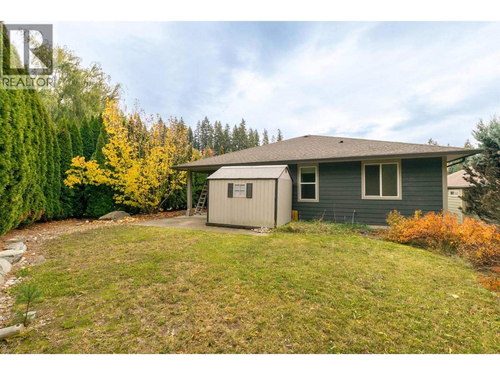 36 1581 20 Street Northeast, Salmon Arm