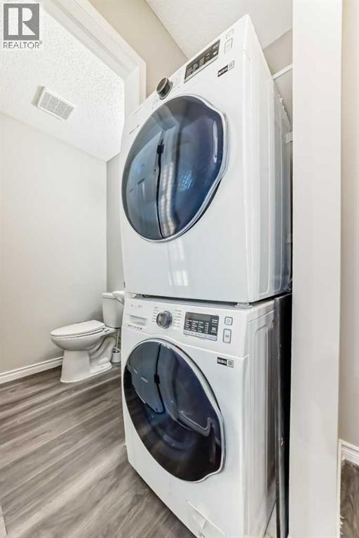 Single Family House for Sale in  Martin Crossing Manor NE Martindale Calgary 