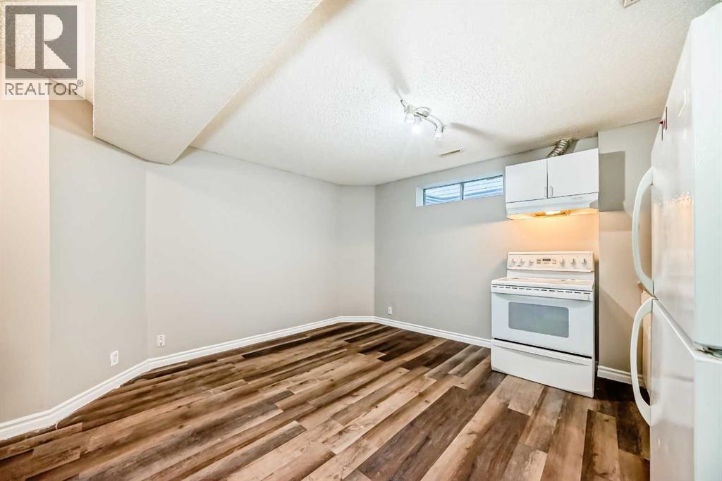 Single Family House for Sale in  Martin Crossing Manor NE Martindale Calgary 