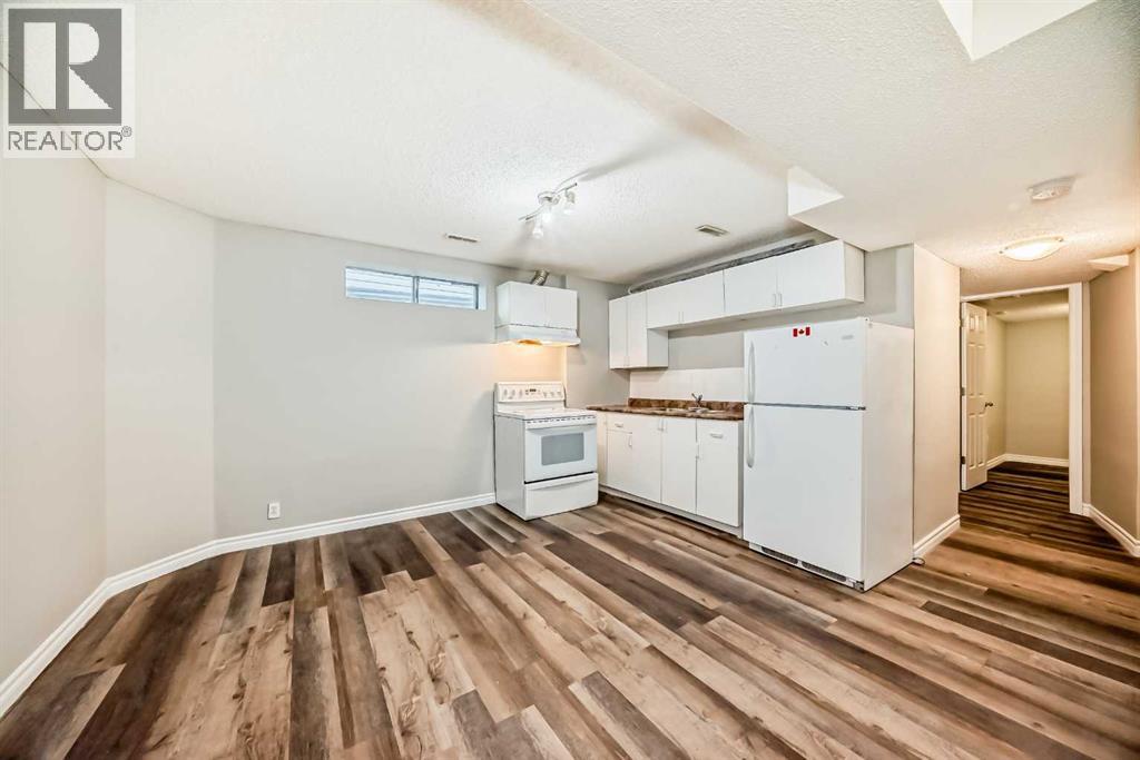 Single Family House for Sale in  Martin Crossing Manor NE Martindale Calgary 