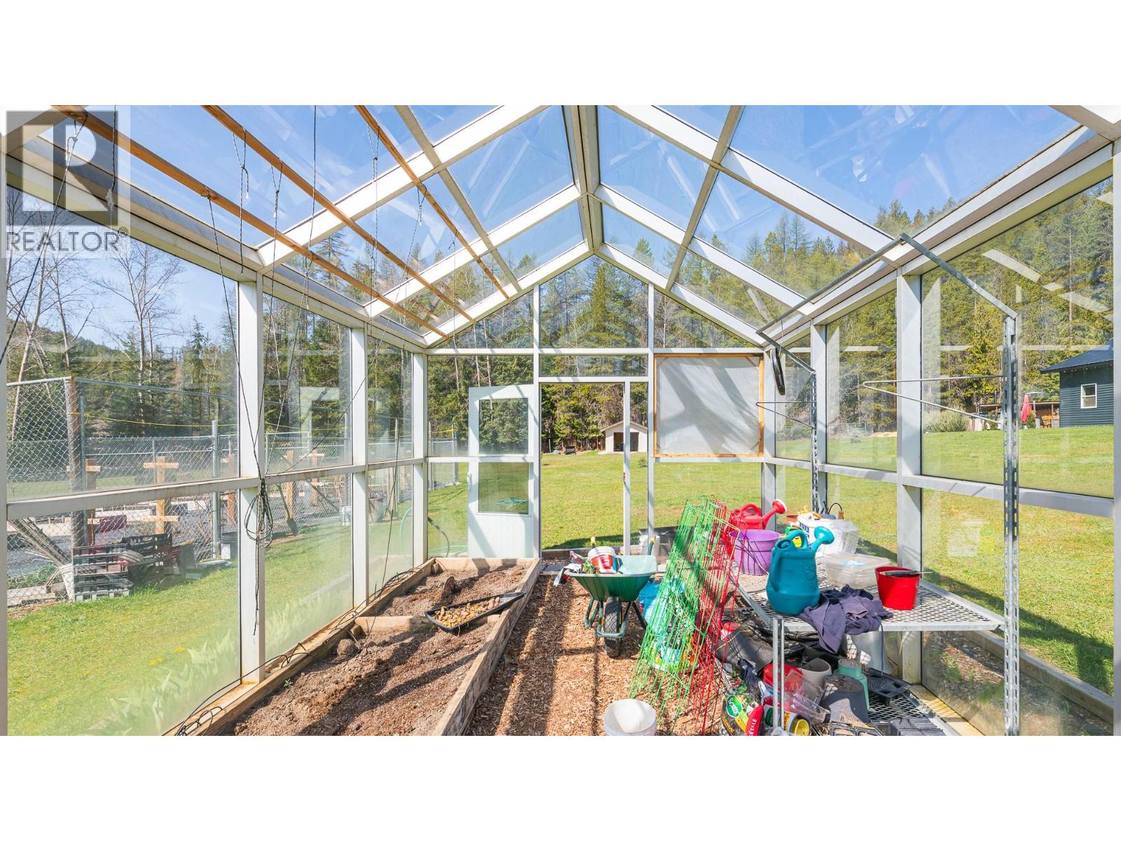 1087 Bear Brook Road, Creston