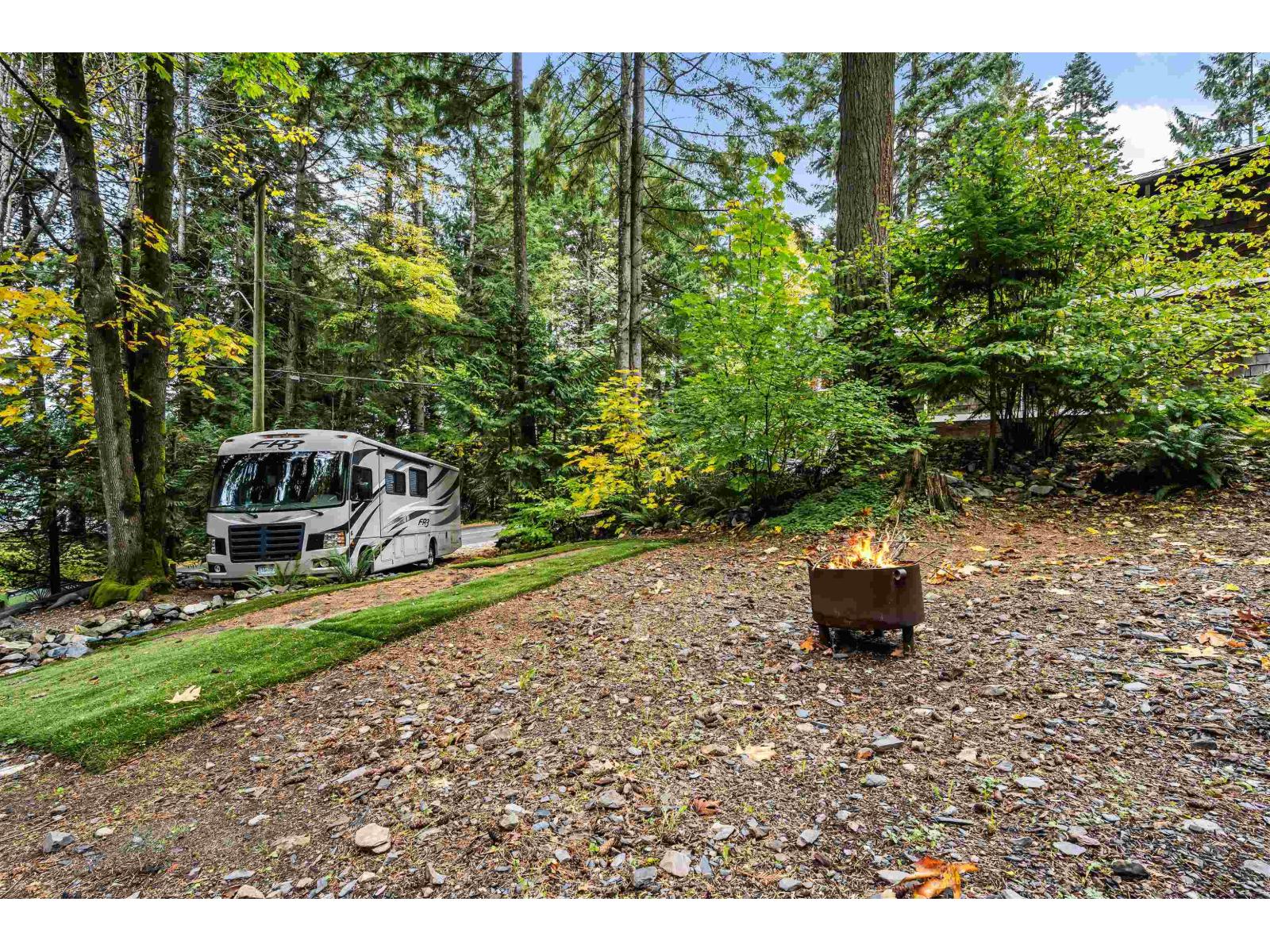 6326 ROCKWELL DRIVE, Harrison Lake, Harrison Hot Springs