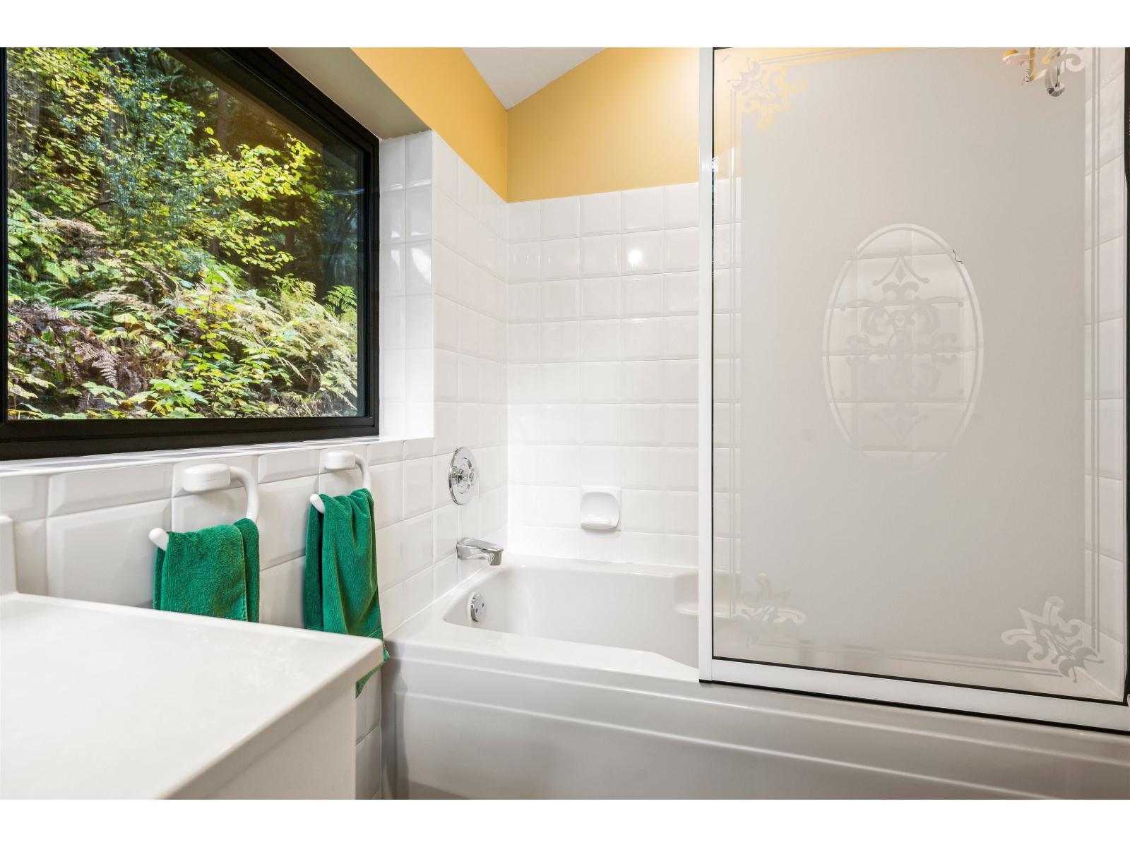 6326 ROCKWELL DRIVE, Harrison Lake, Harrison Hot Springs