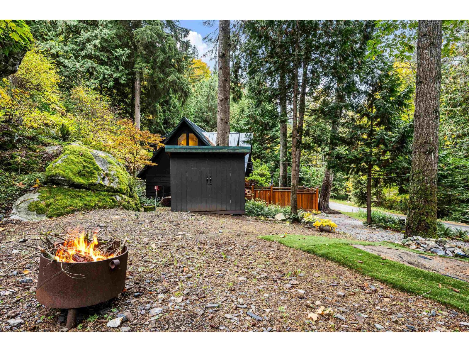 6326 ROCKWELL DRIVE, Harrison Lake, Harrison Hot Springs